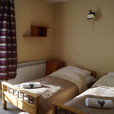 ブコビナ・タトシャンスカ Pod Tatrami Bed & Breakfast エクステリア 写真